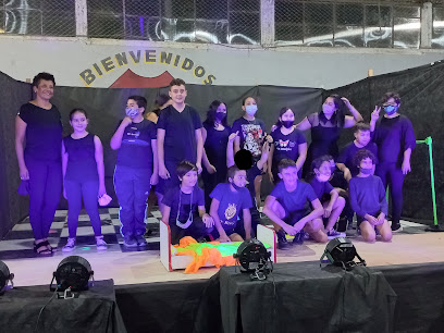 Club Social y Deportivo Parada Robles - Gimnasio: ONG en Parada Robles - Pavón,Buenos Aires,ARGENTINA